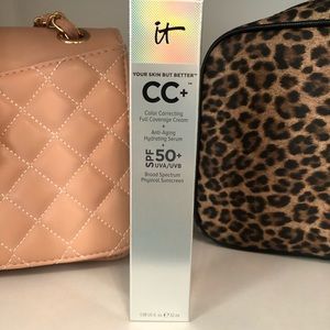 It Cosmetics CC Cream in MEDIUM